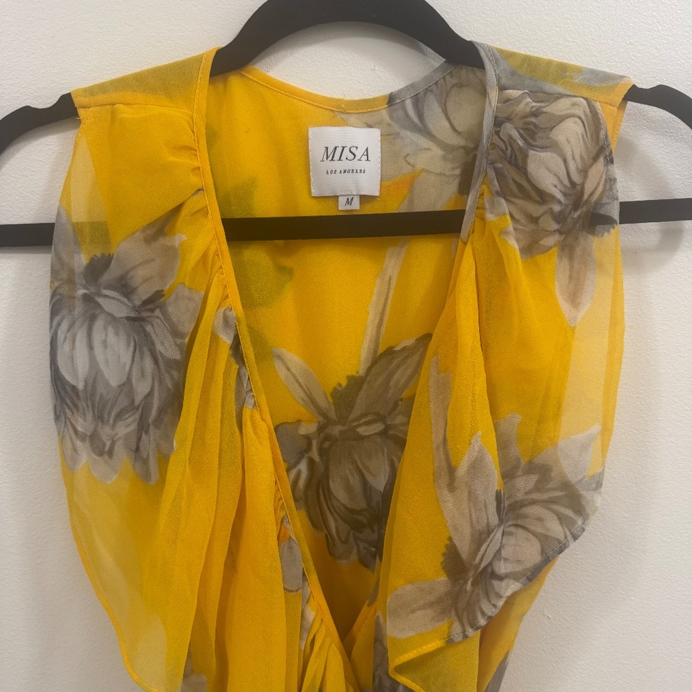 Lovely Ruffle Wrap Misa!